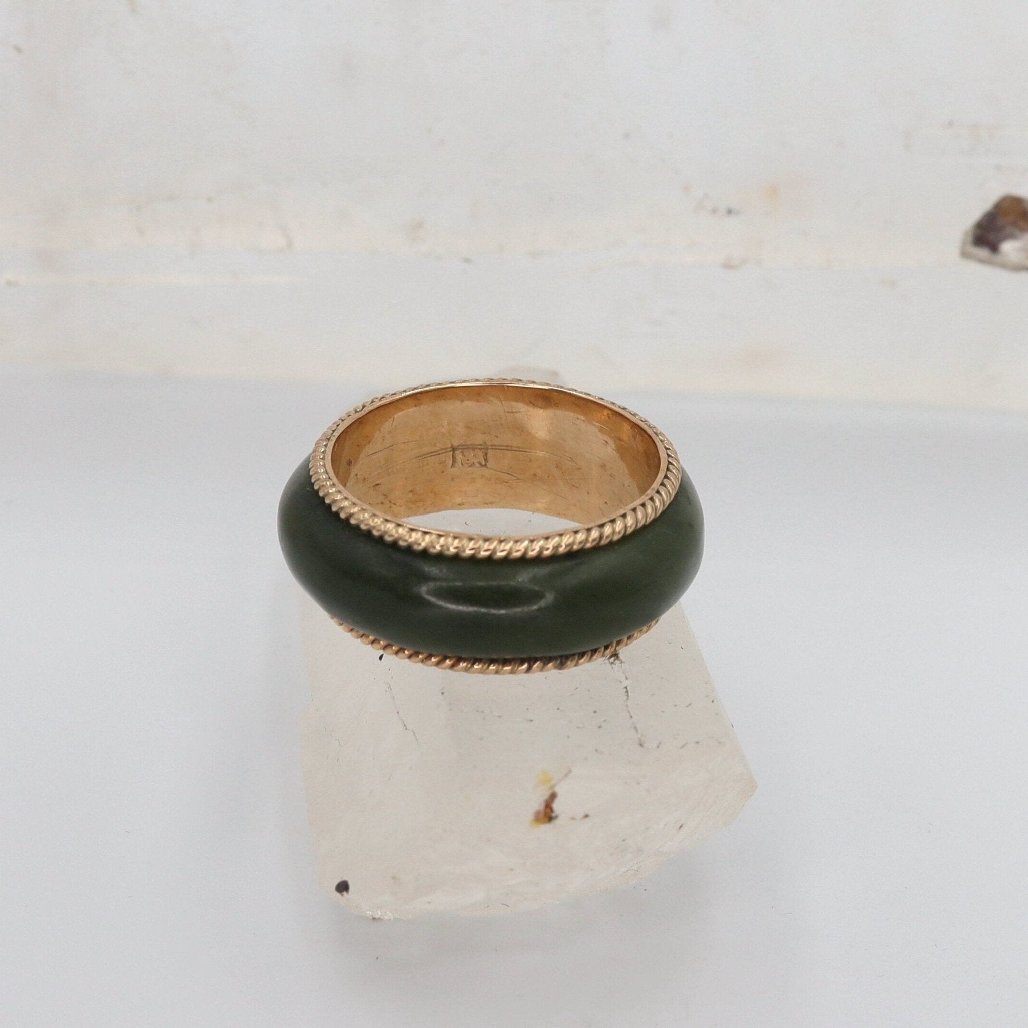 Vintage Jade Band in 10k Gold - Petra Star