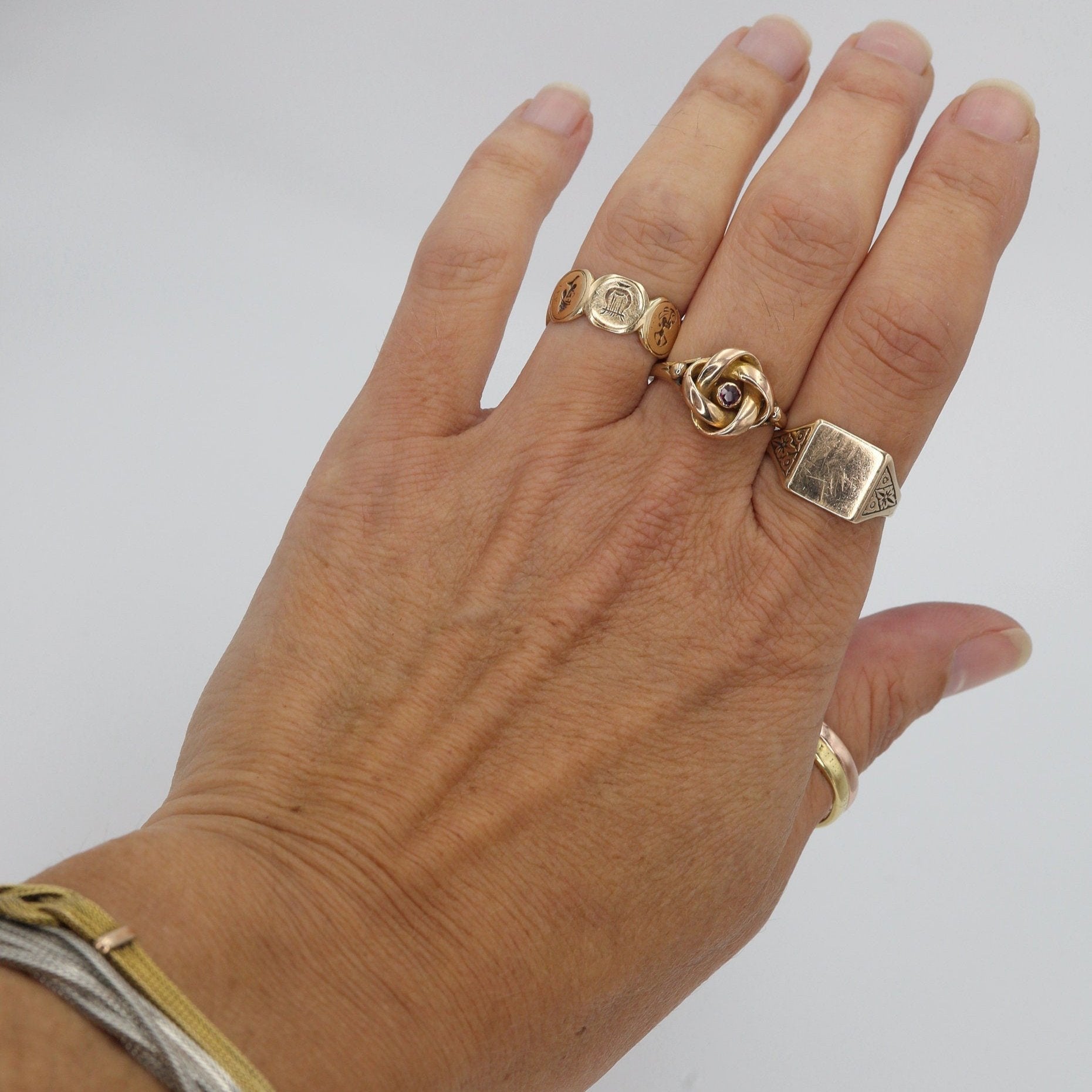 Vintage Love Knot Ring—14k Gold with Ruby - Petra Star