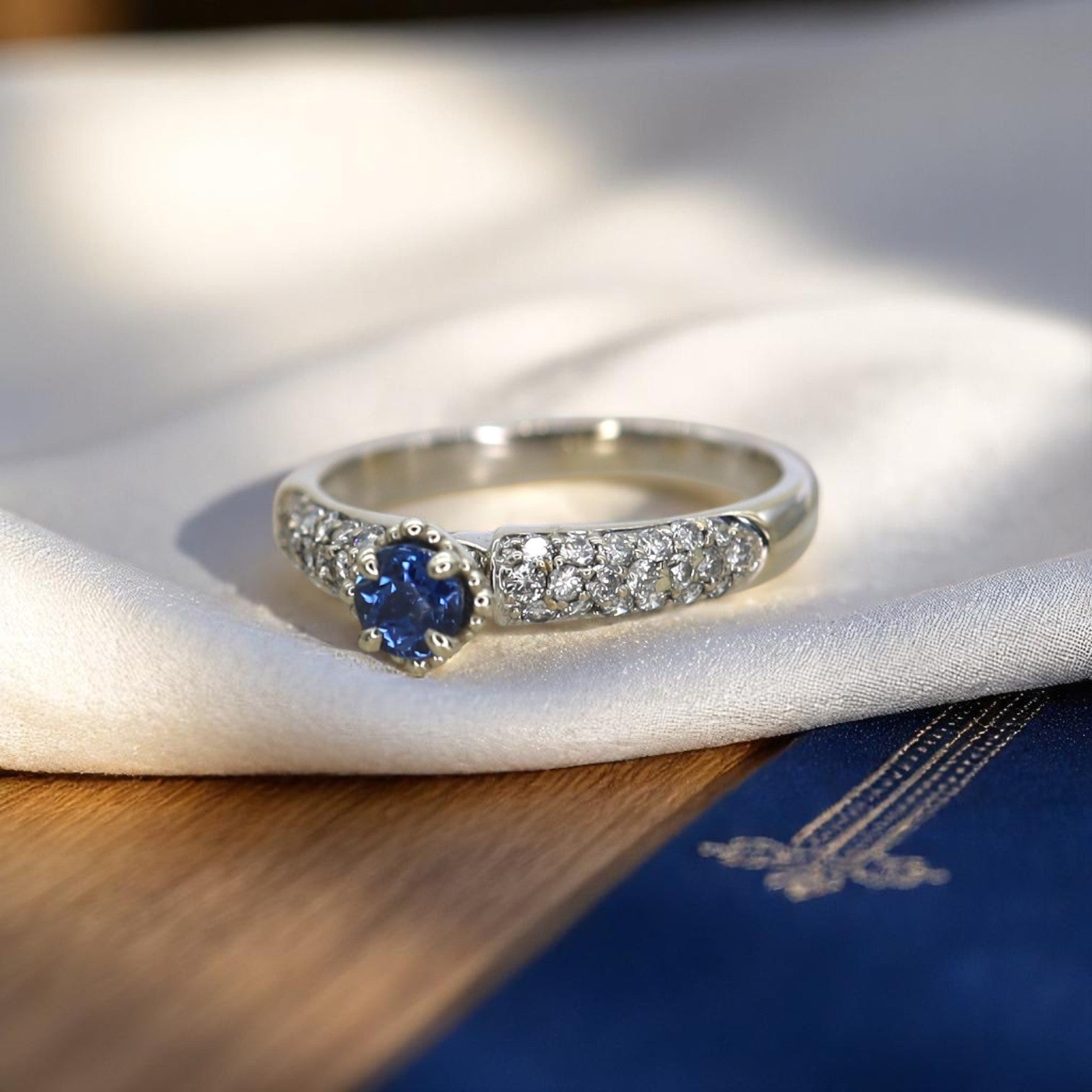 Vintage Sapphire and Diamond Ring in 18k White Gold - Petra Star