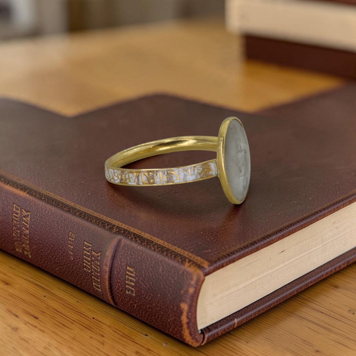 Rare Georgian White Enamel Memento Mori Mourning Ring, 18k Gold, Dated 1809