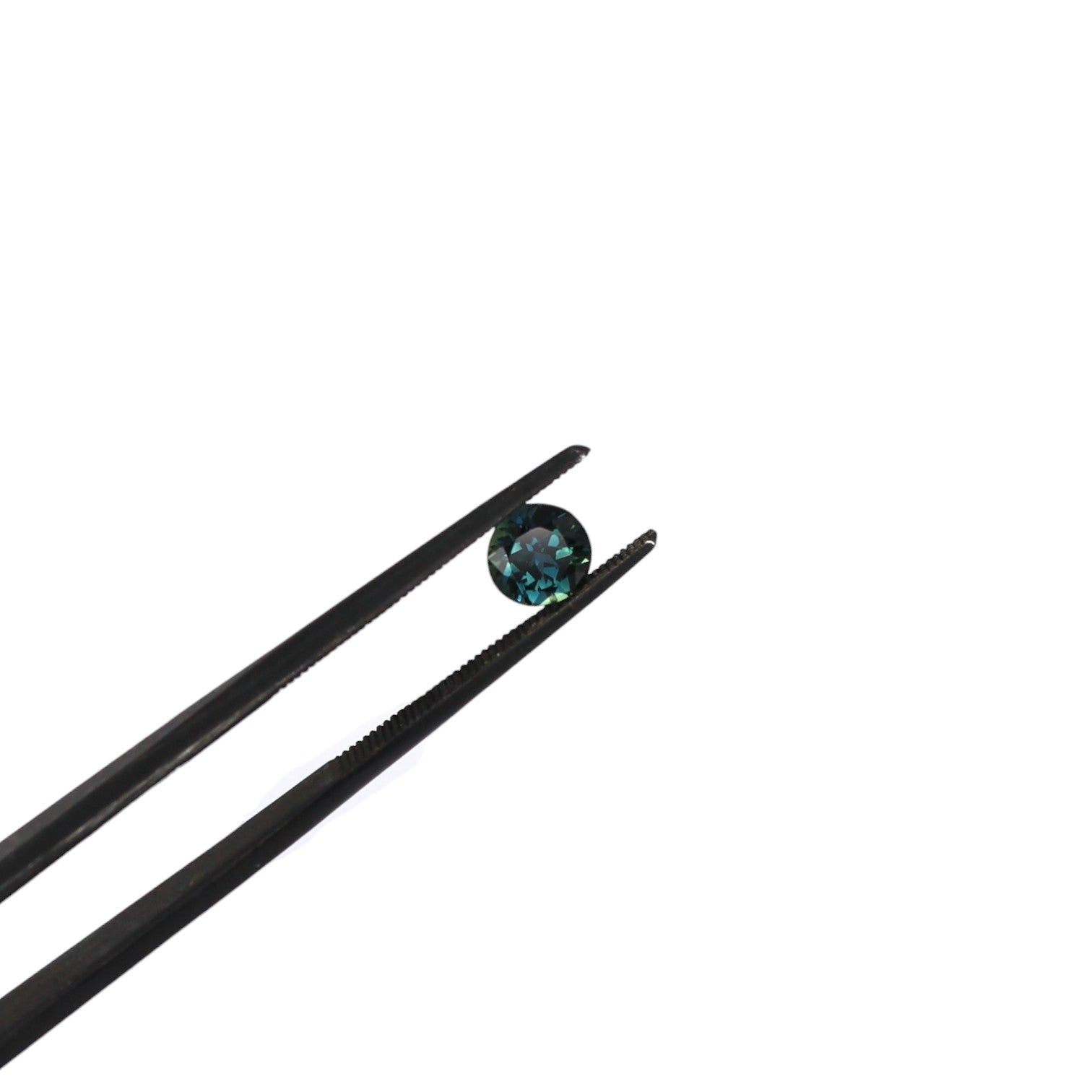 0.57-ct Australian No-Heat Bluish-Green Sapphire - Petra Star