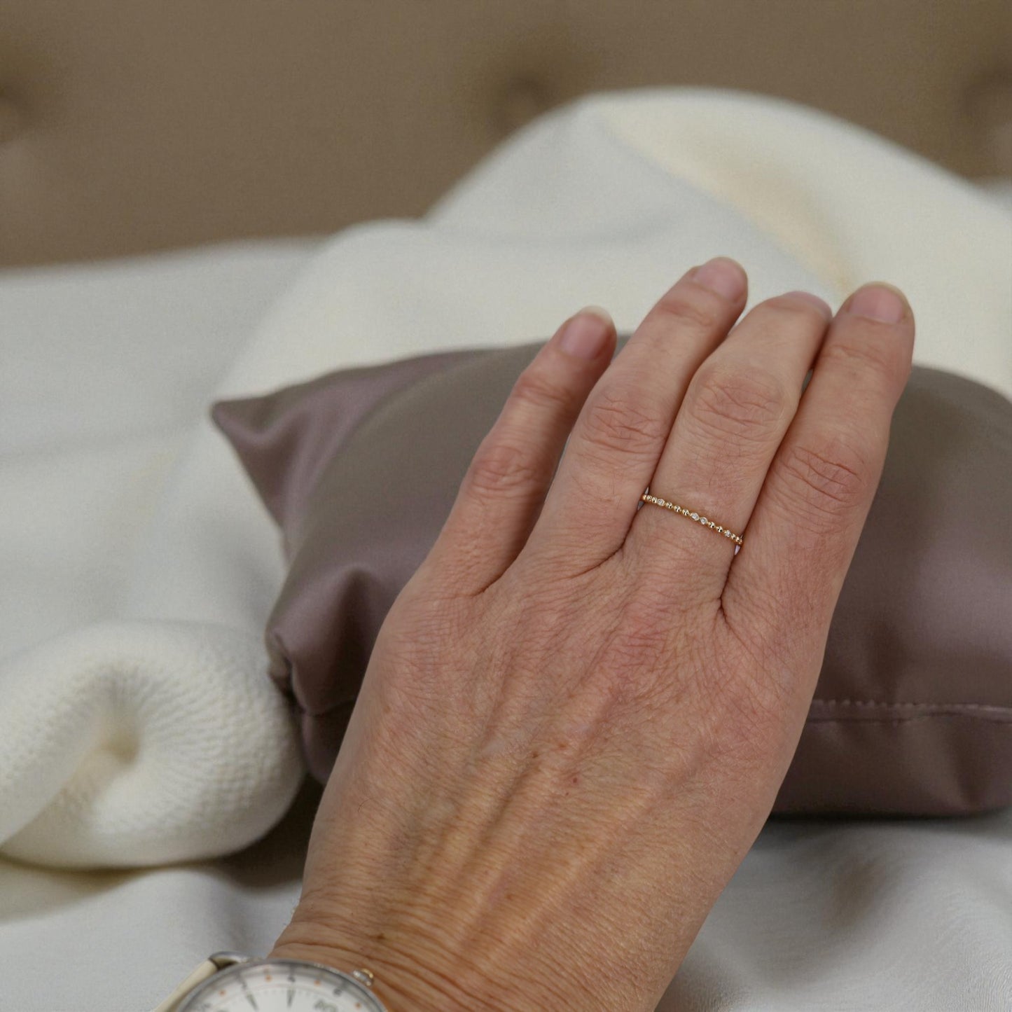 18k Yellow Gold & Diamond Band with 8 Bezel-Set Diamonds