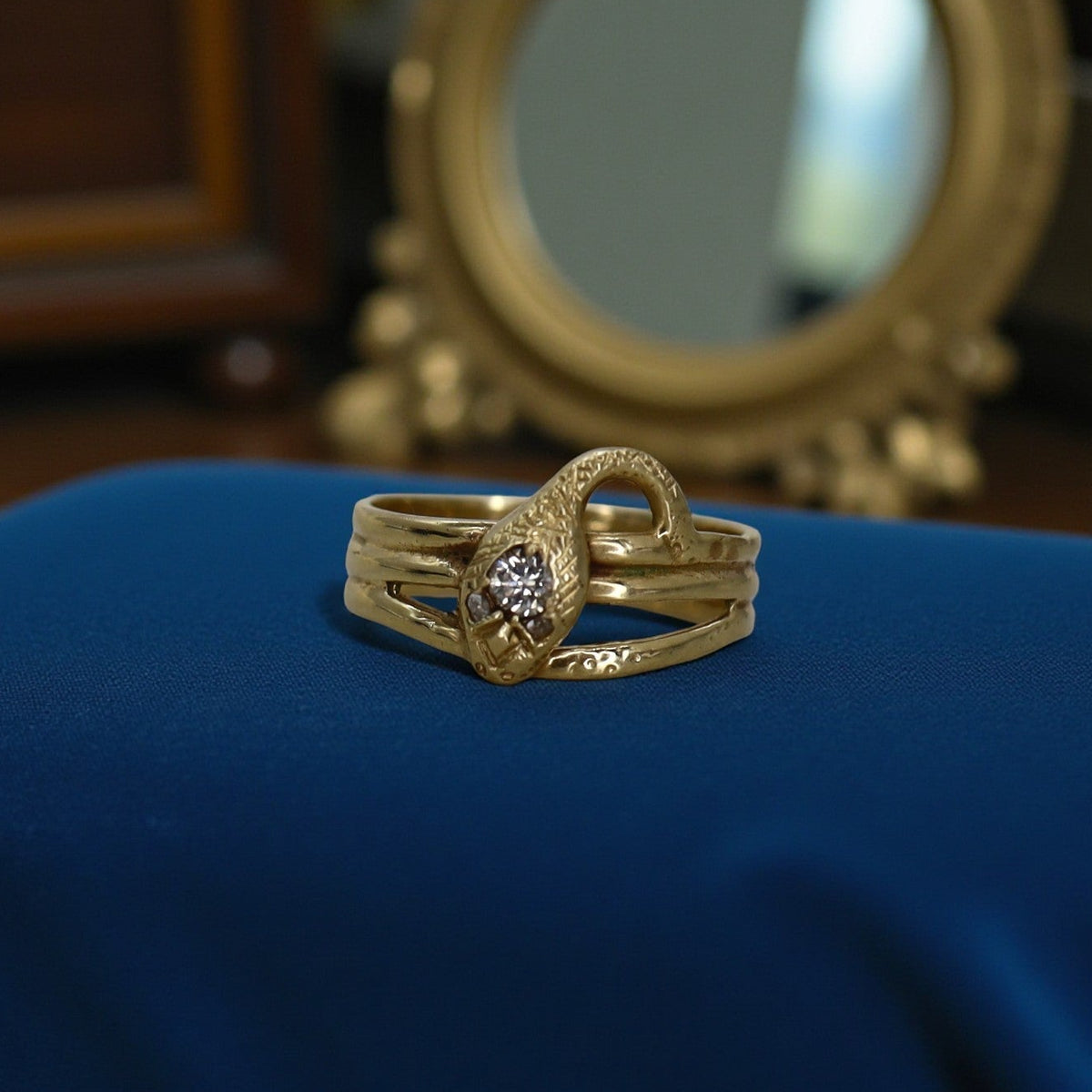 14k Gold Antique Diamond Snake Ring - Petra Star