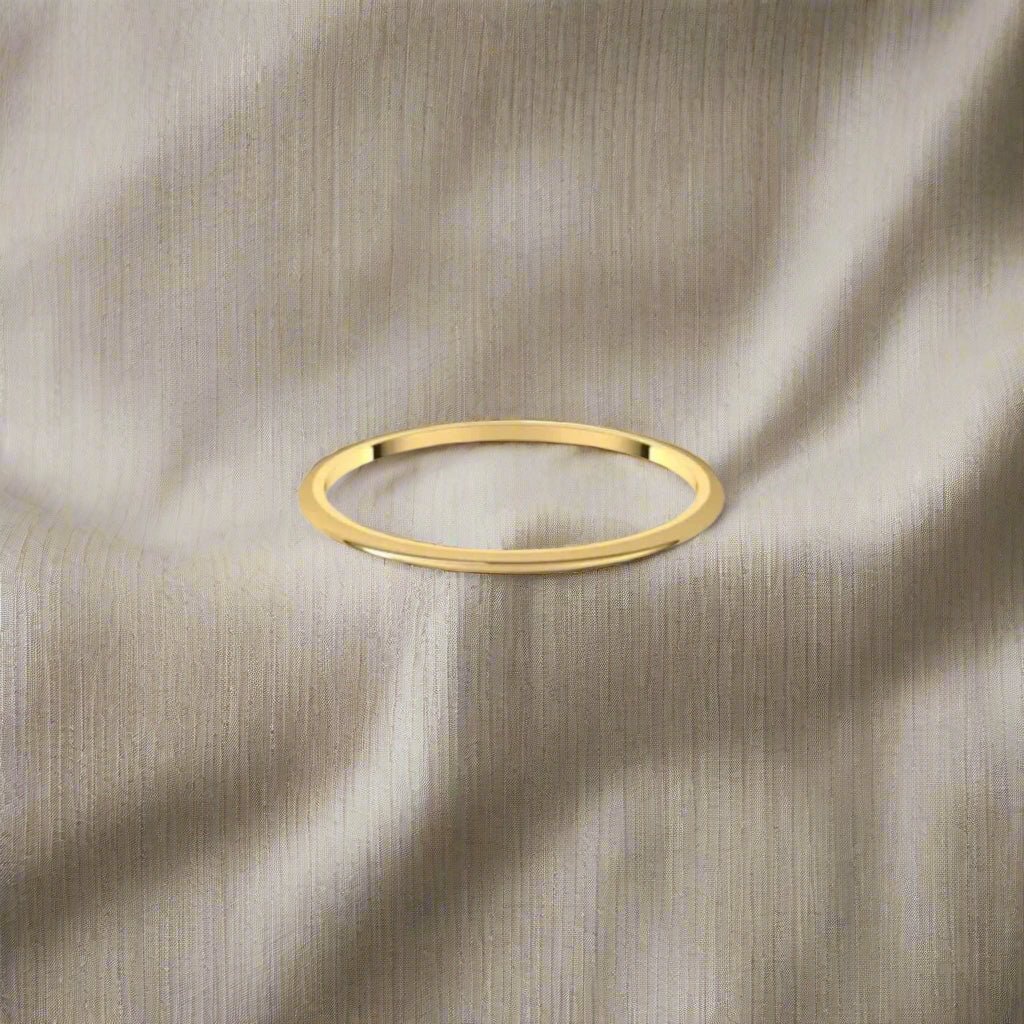 14k Gold Minimalist Stacking Band (1 mm) - Petra Star