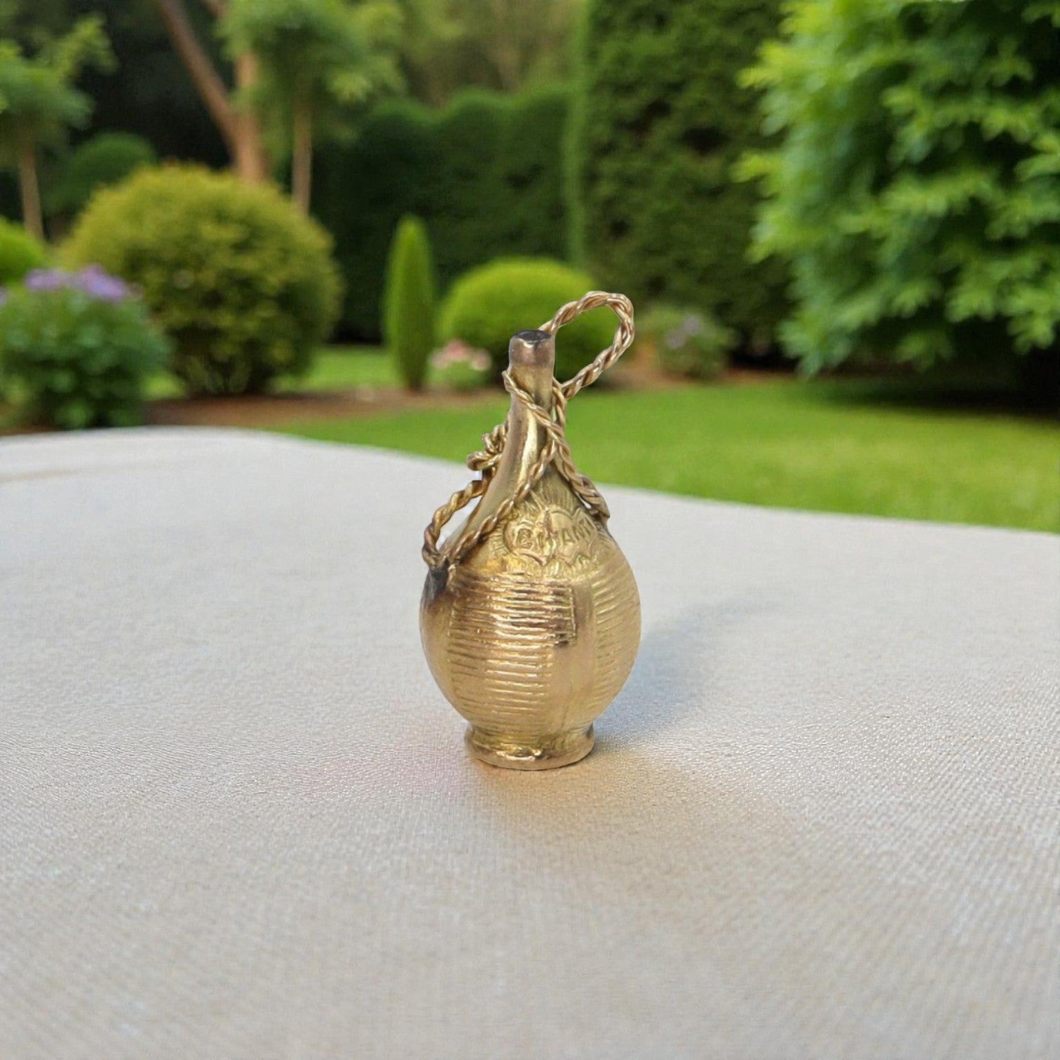 Vintage Chianti Charm 18k Yellow Gold - Petra Star