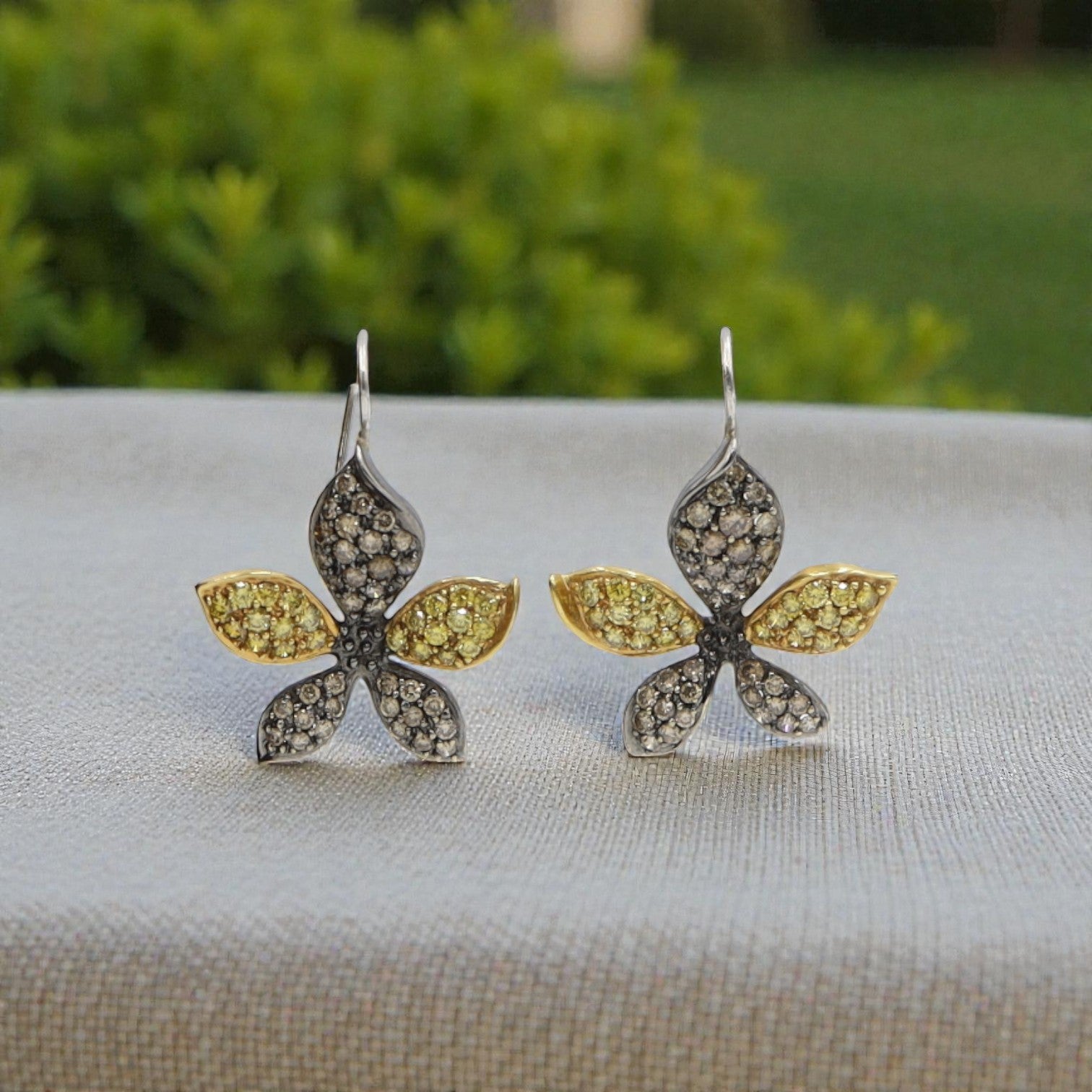 18k Gold Yellow & Brown Diamond Flower Drop Earrings (1.60 cts) - Petra Star