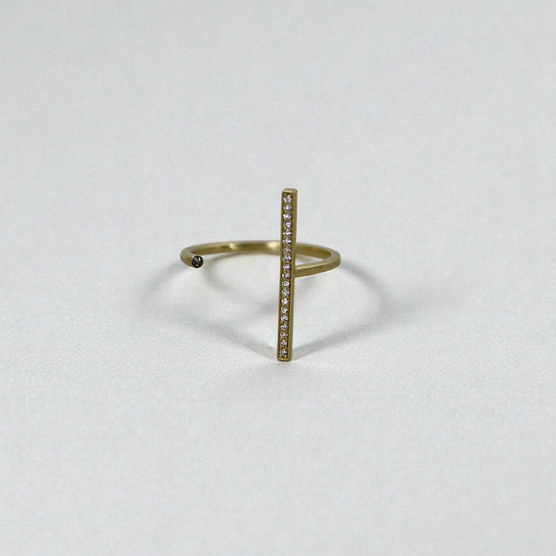 18k Gold Open Space Line Diamond Ring