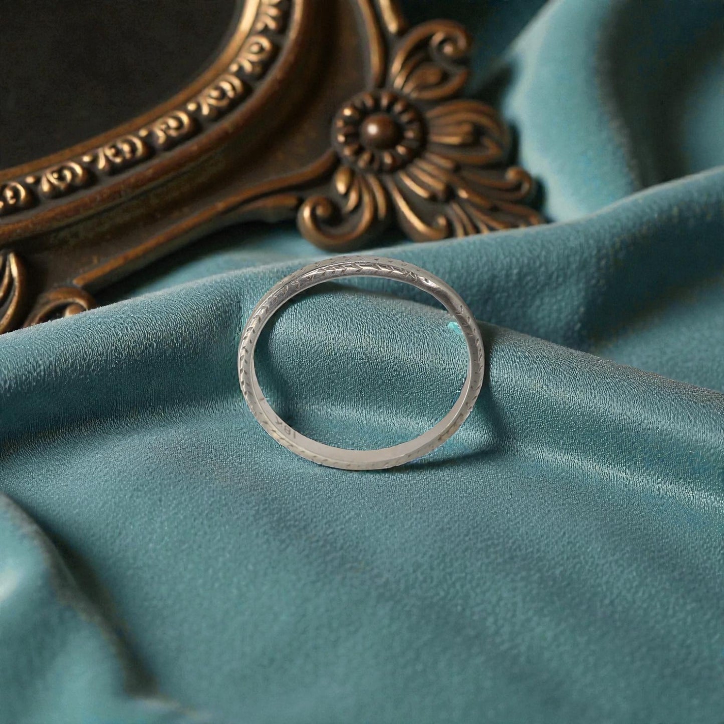 Art Deco 18k White Gold Band