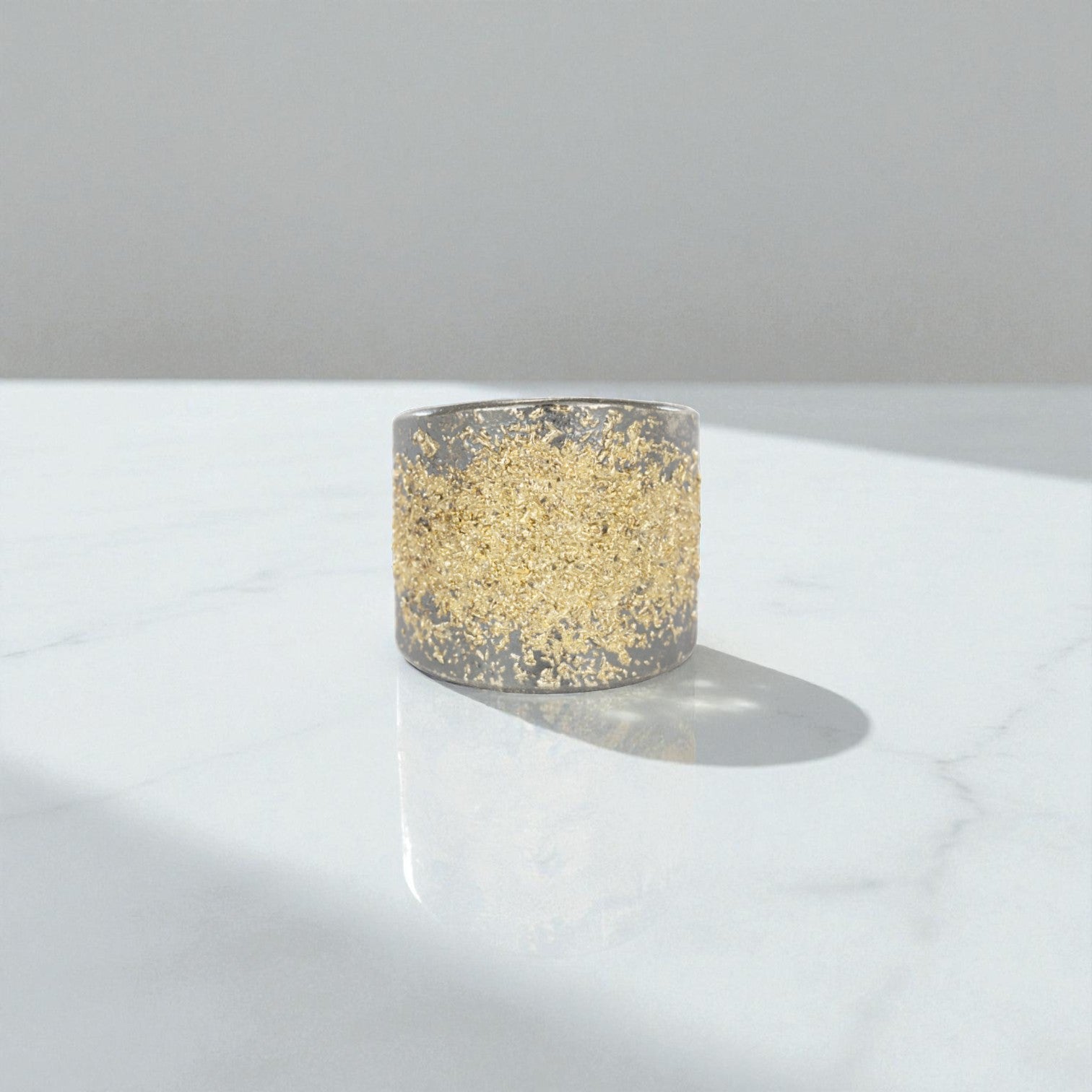 22k Gold & Oxidized-Silver Staple Tall Cigar Band - Petra Star