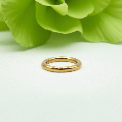 Purity Band - 22k Solid Gold Wire Band - Hand Forged 2.6 MM Wide - Petra Star