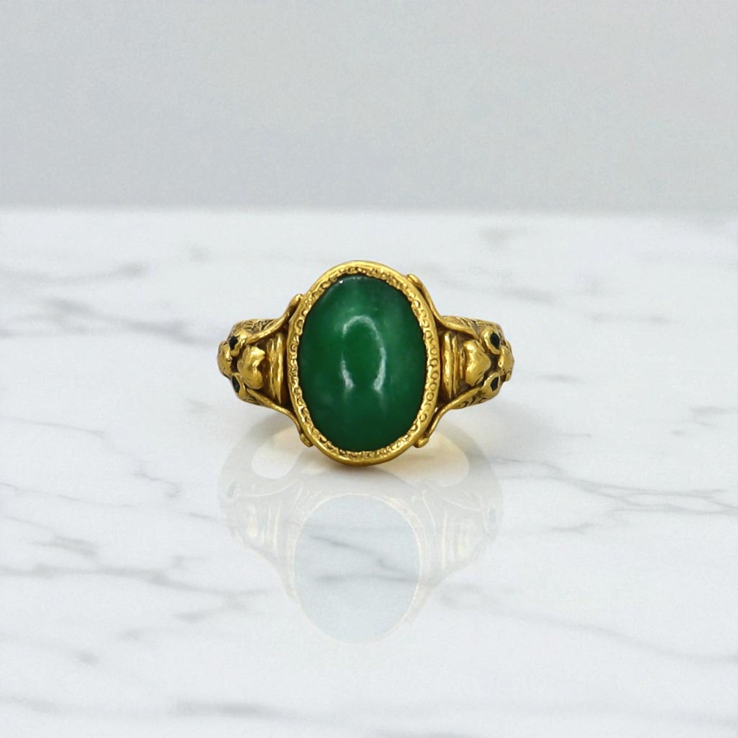 Art Nouveau Chinese jade ring with 24k gold accents, showcasing intricate design and vintage craftsmanship.