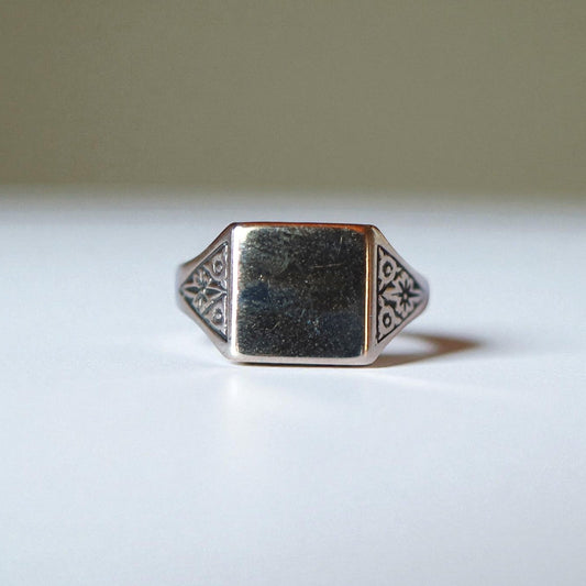 Victorian Signet Ring in 10k Rose Gold