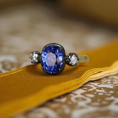 No Heat Sri Lankan 3.70 cts Antique Cushion Cut Sapphire - Petra Star