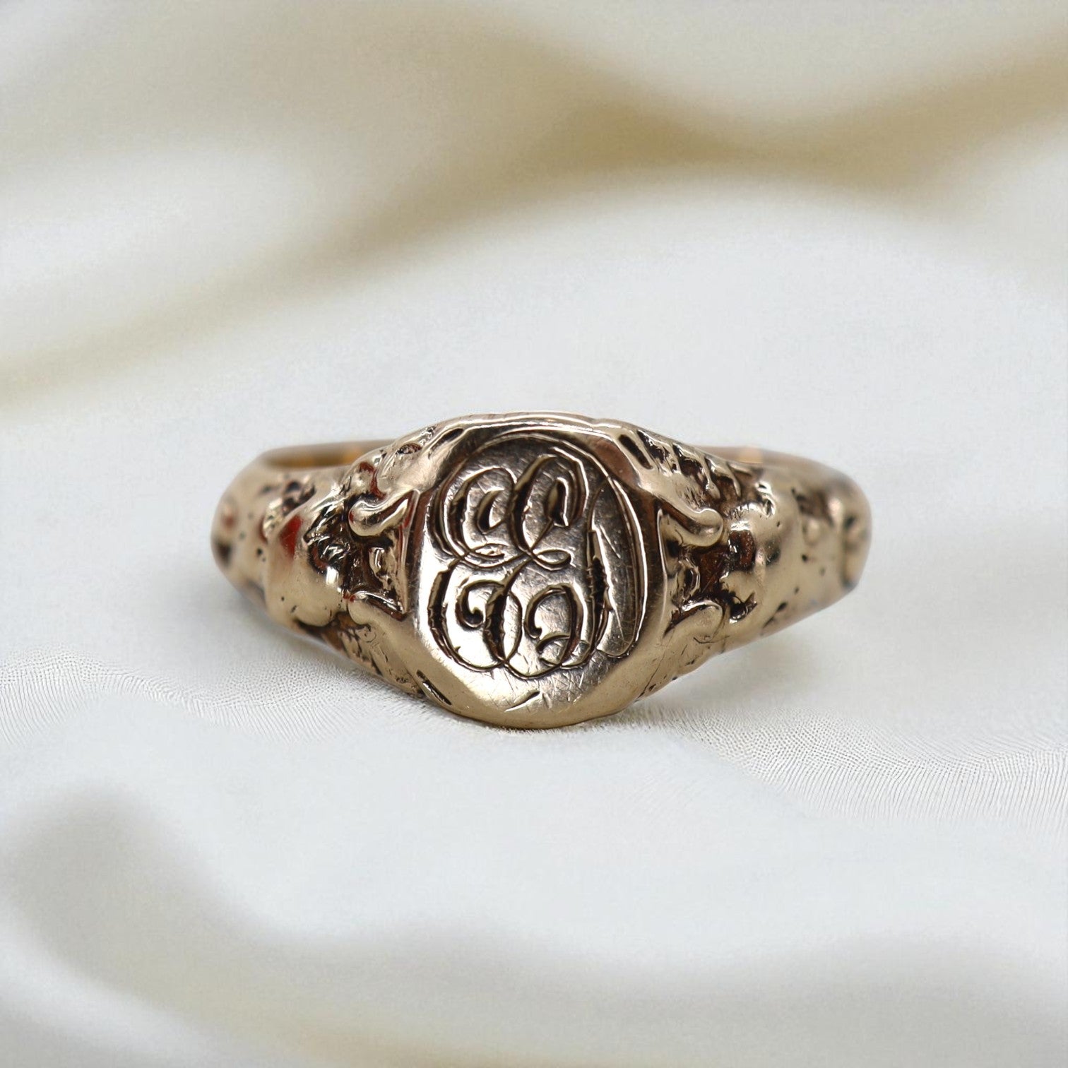 Art Nouveau Signet Ring in 10k Gold with Antique Monogram (c. 1900s) - Petra Star