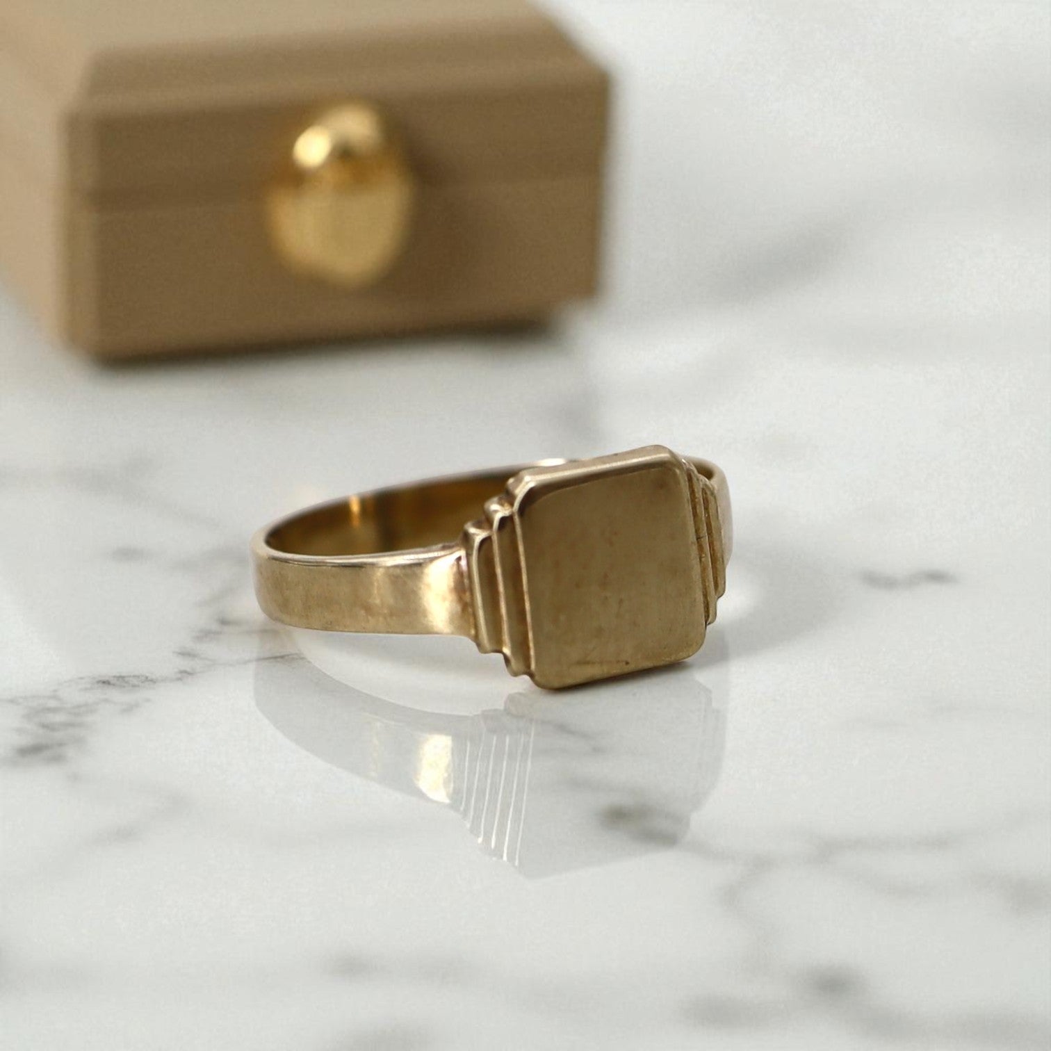 Art Deco 10k Gold Pinky Ring – Step Shoulders, Square Face, Size 4, Ready for Engraving - Petra Star