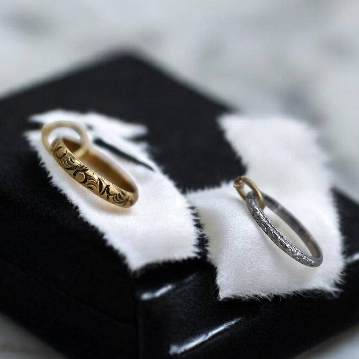 Art Deco Circle Pendant 10k Gold - Petra Star