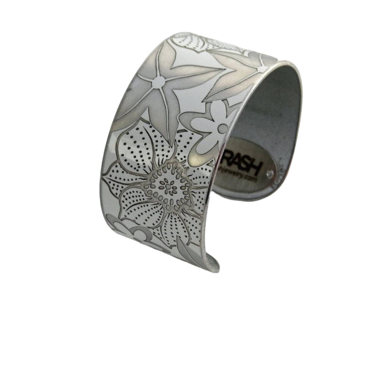 Audi R8 Flower Cuff