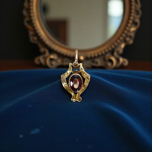 10k Gold Victorian Garnet Pendant