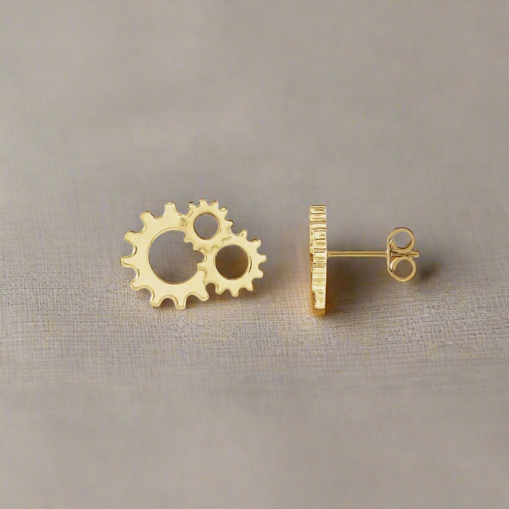 14k Single Gear Stud - Petra Star