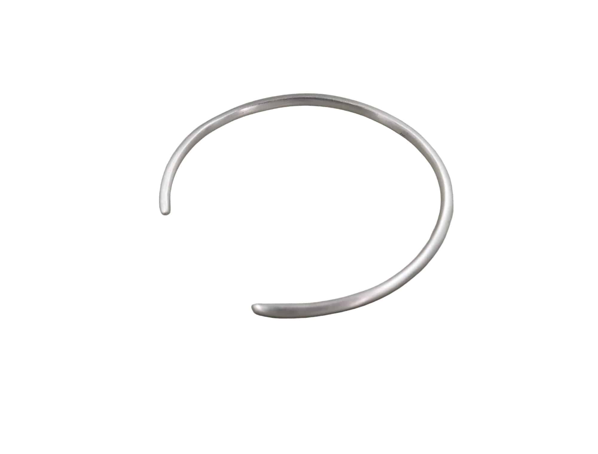 Handmade dan-yell Lata bracelet with intricate cuff design, featuring delicate metalwork and elegant craftsmanship.