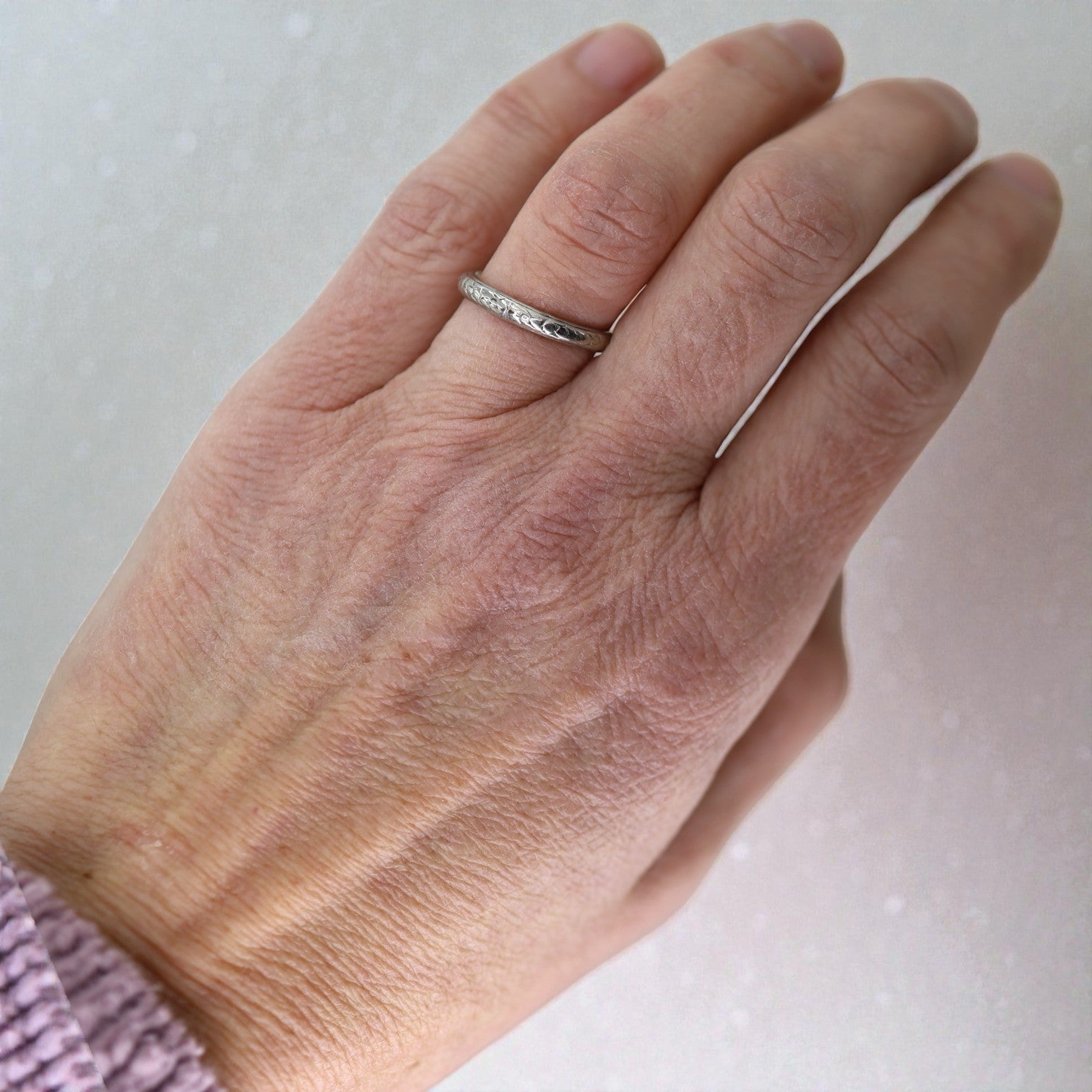 Wood & Sons Art Deco Band 18k White / Yellow Gold 2.2 mm Wide Size 6 - Petra Star