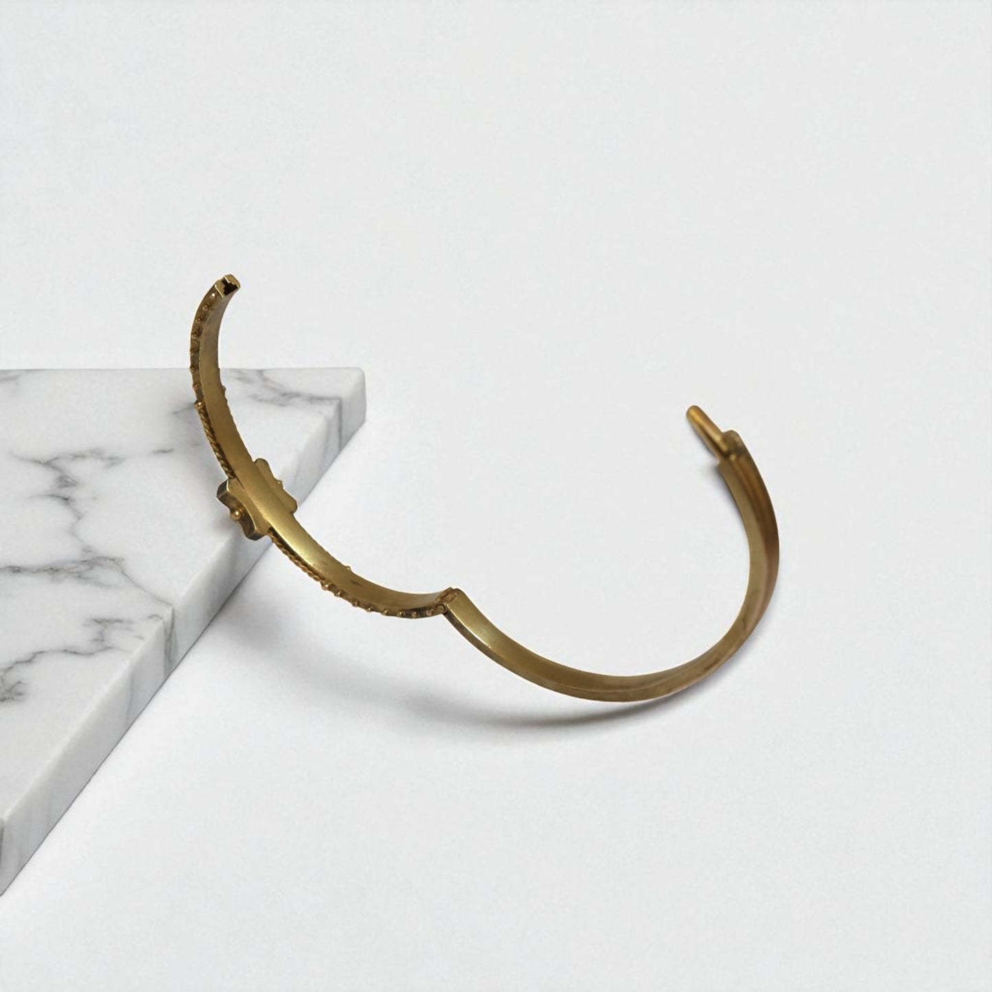 Victorian Etruscan Revival Bangle Bracelet in 15k Gold with Old Mine Cut Diamond, c.1850s - Petra Star