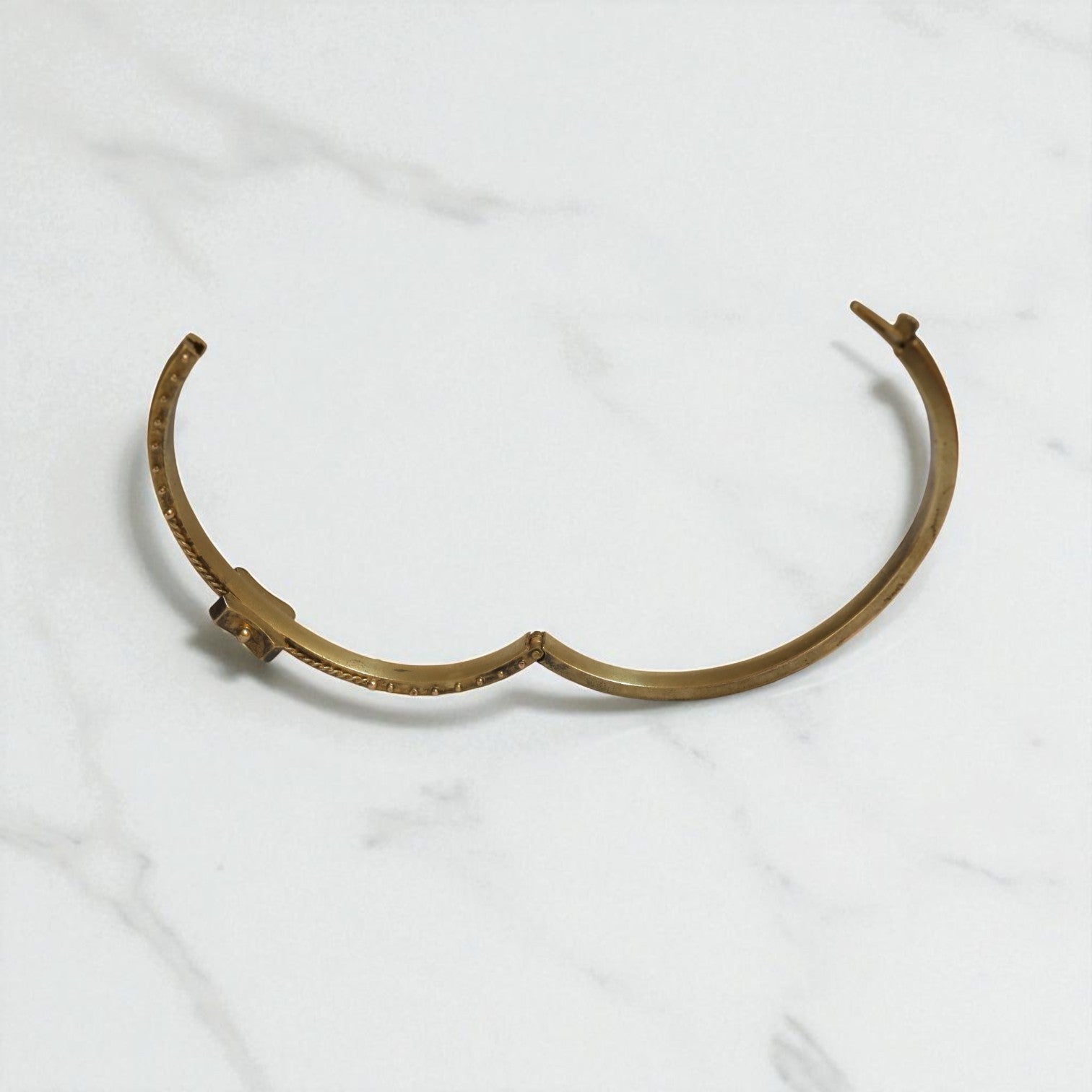 Victorian Etruscan Revival Bangle Bracelet in 15k Gold with Old Mine Cut Diamond, c.1850s - Petra Star