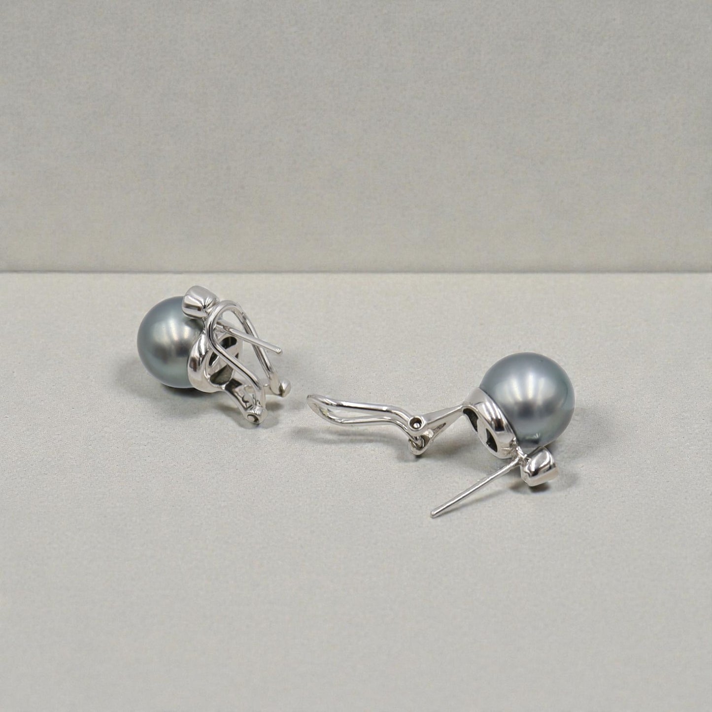 Tahitian Pearl and Diamond Stud Earrings in 18k White Gold - Petra Star