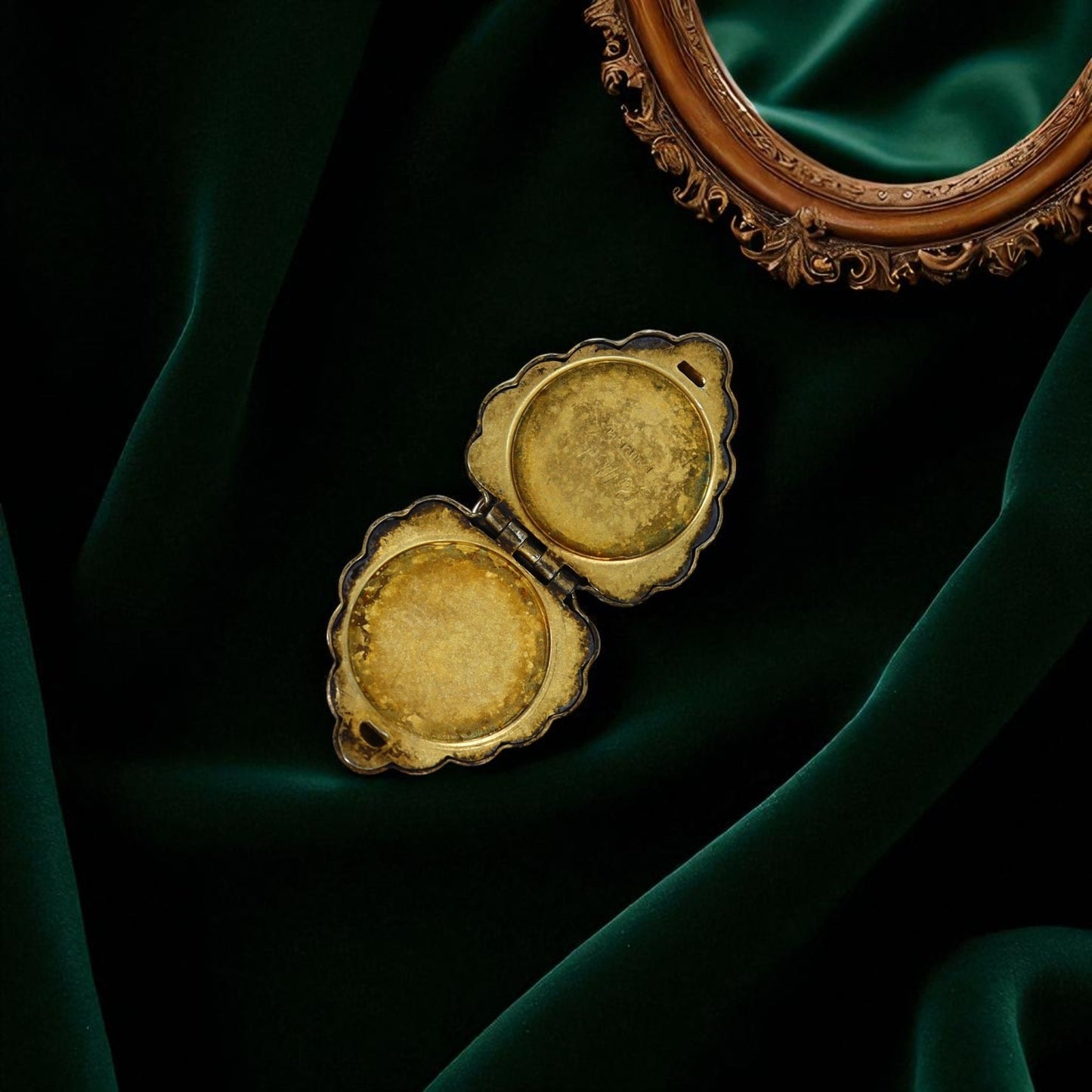 Vintage Puffy Heart Locket Gold Filled - Petra Star