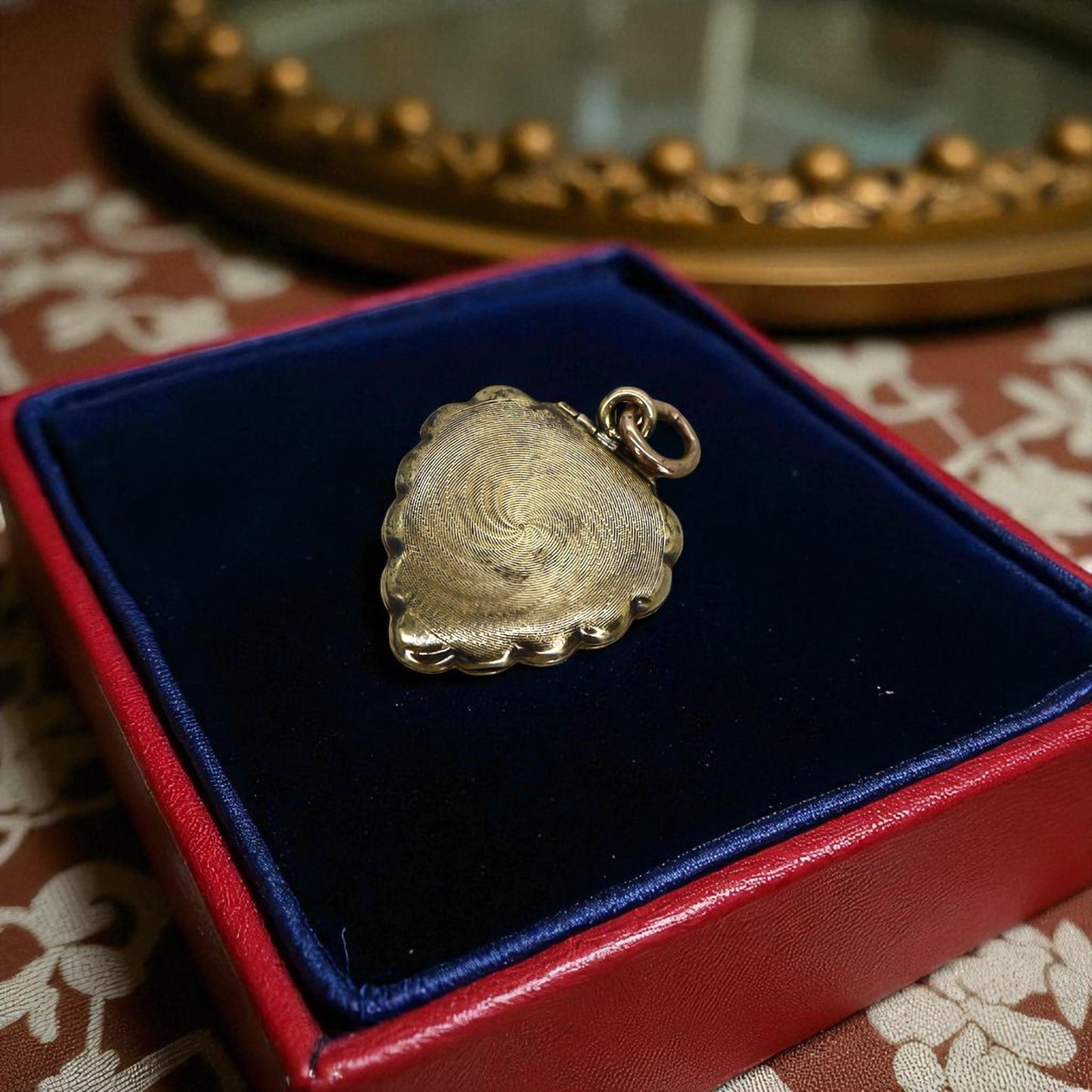 Vintage Puffy Heart Locket Gold Filled - Petra Star