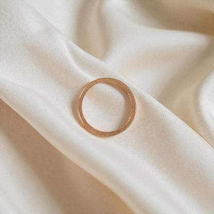 14k Rose Gold band 2.5 mm - Petra Star