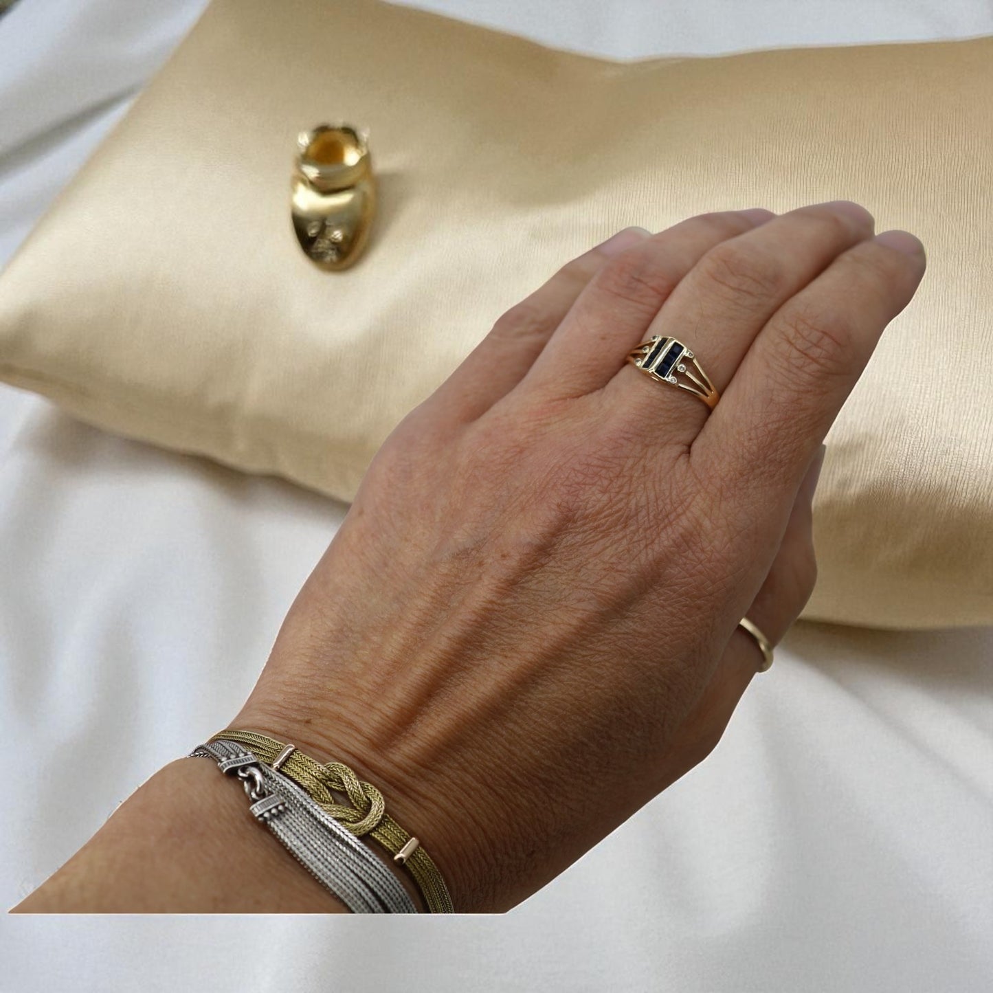 1960s Modernist Sapphire & Diamond Ring in 14k Gold (Vintage New Arrival) - Petra Star