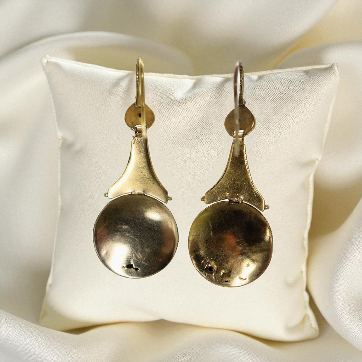 Antique Etruscan Revival Amethyst & Pearl Earrings in 14k Gold, c. 1870s - Petra Star