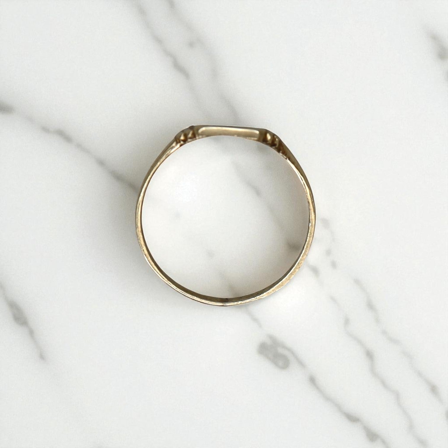 Art Deco 10k Gold Pinky Ring – Step Shoulders, Square Face, Size 4, Ready for Engraving - Petra Star