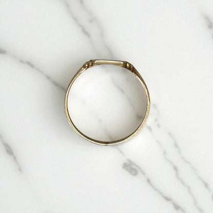 Art Deco 10k Gold Pinky Ring – Step Shoulders, Square Face, Size 4, Ready for Engraving - Petra Star