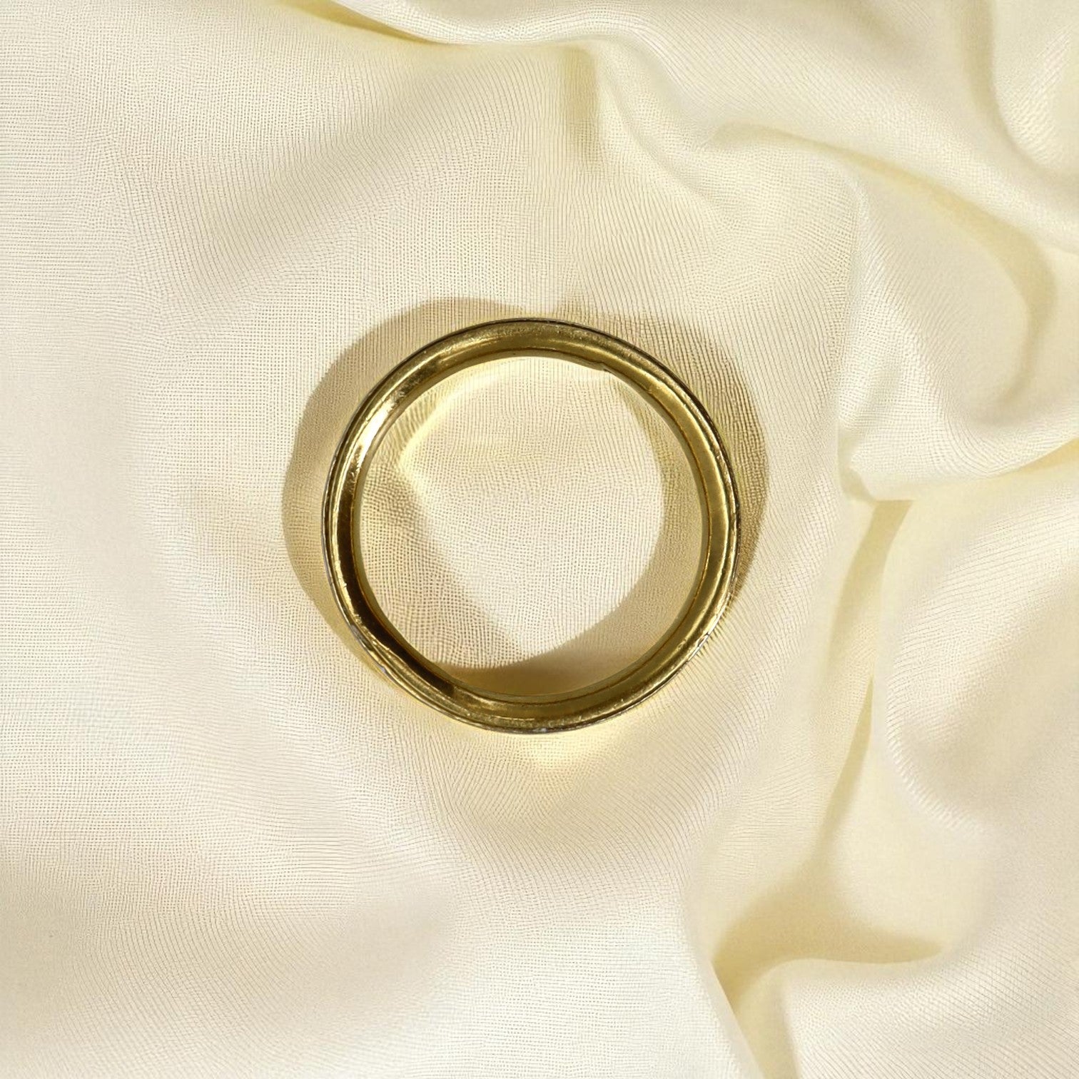 White-Enamel Georgian Memento Mori Mourning Ring - Petra Star