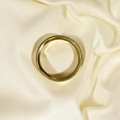 White-Enamel Georgian Memento Mori Mourning Ring - Petra Star