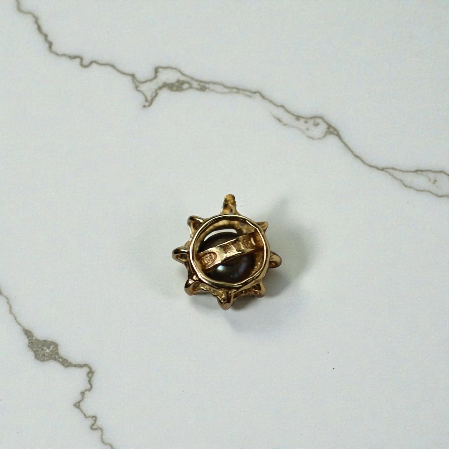 Vintage Black Pearl and Diamond Pendant – 14k Yellow Gold, 7mm Pearl