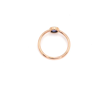 Anillo de zafiro con borde de moneda / Solitario minimalista / Anillo de zafiro con bisel en oro de 14 k