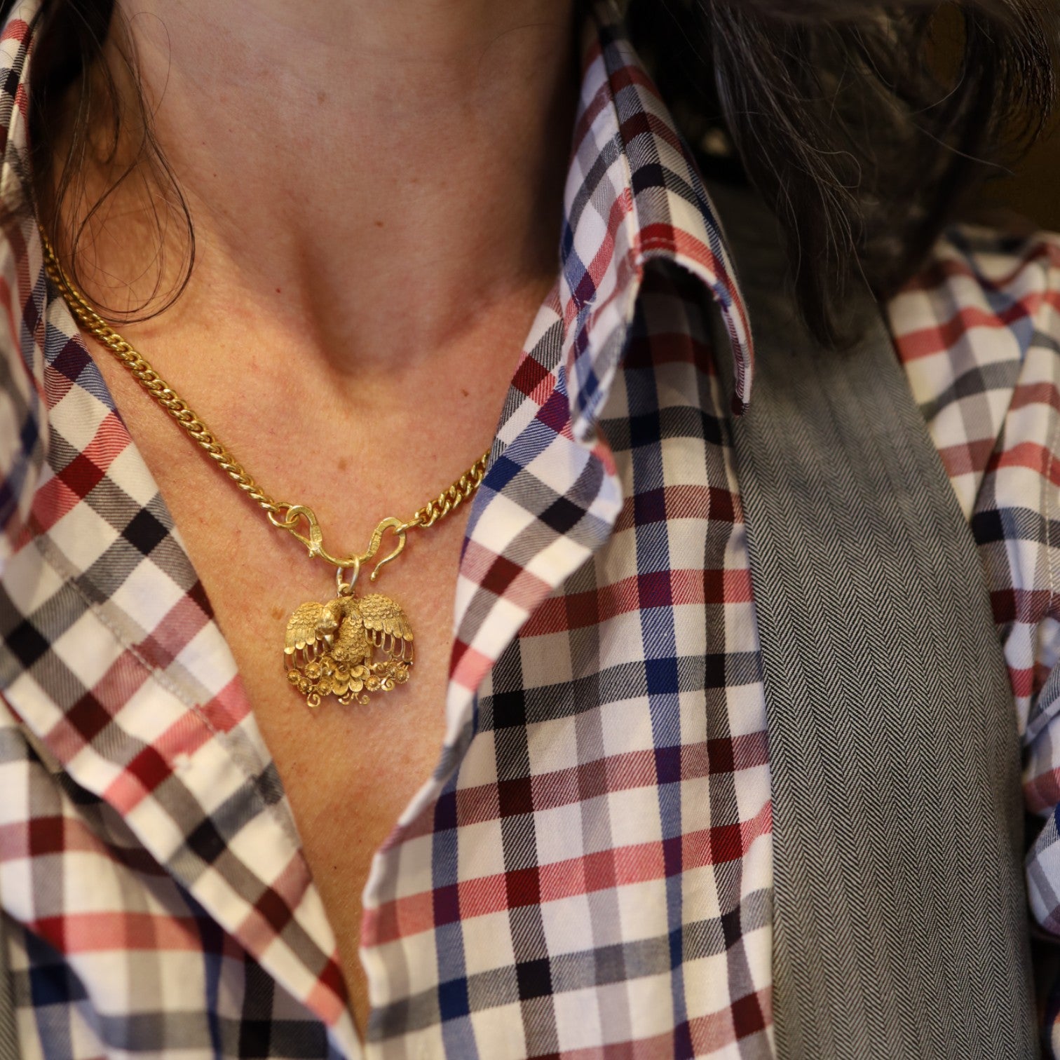 Antique Peacock Pendant in 20k Gold with Cannetille Detail (c. Victorian British Raj) - Petra Star