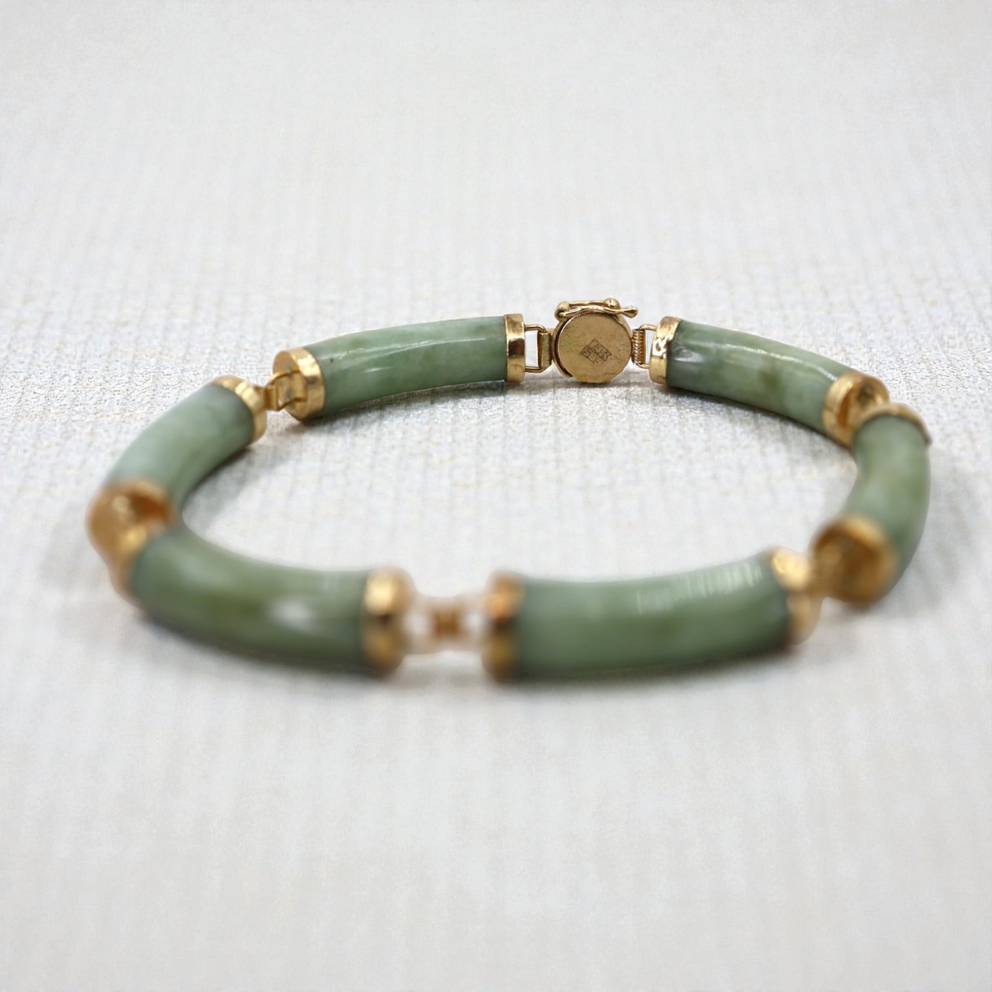 Jade Bracelet Mid Century 14k Gold 7.5 Inch