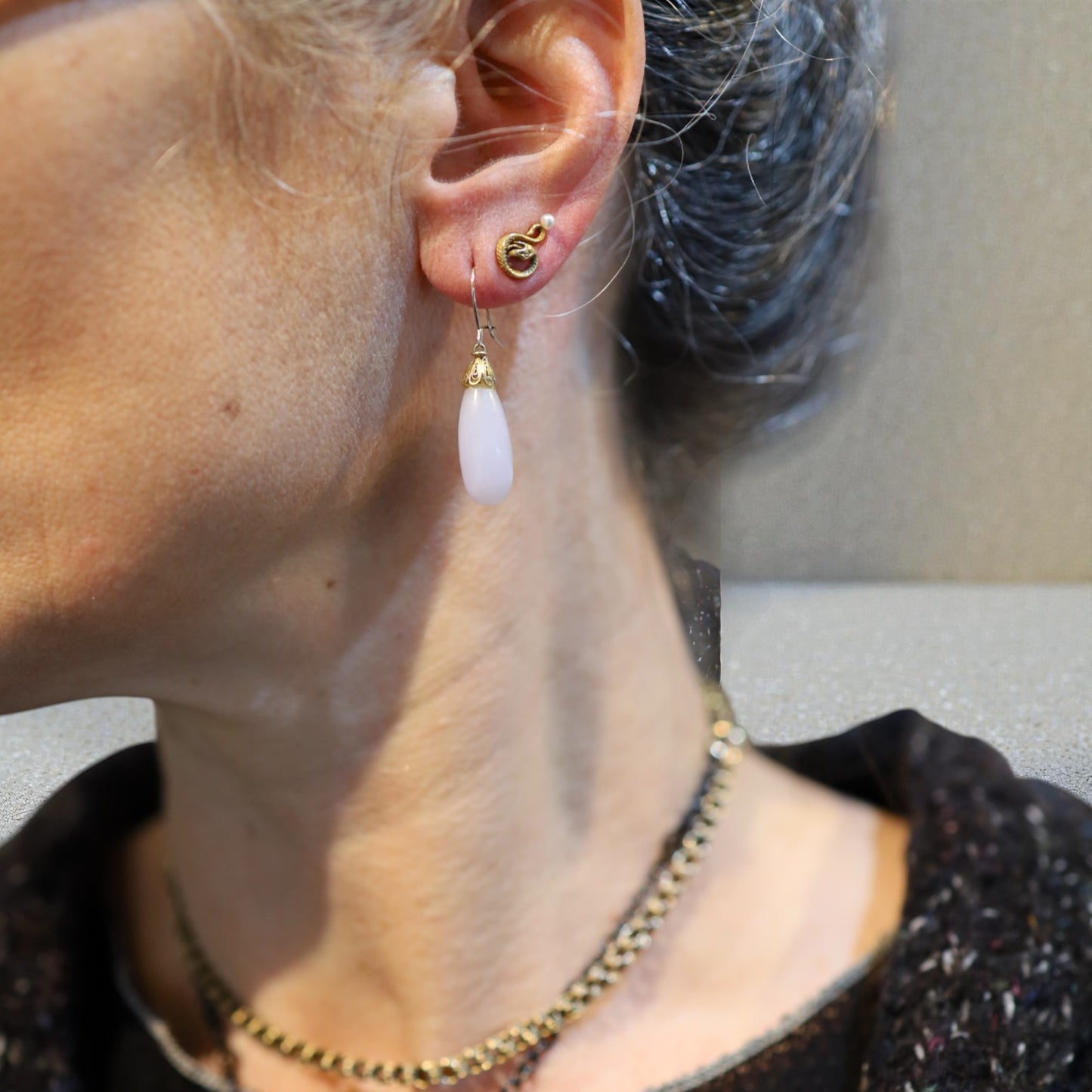 Vintage Lavender Jade Drop Earrings in 14k Yellow Gold