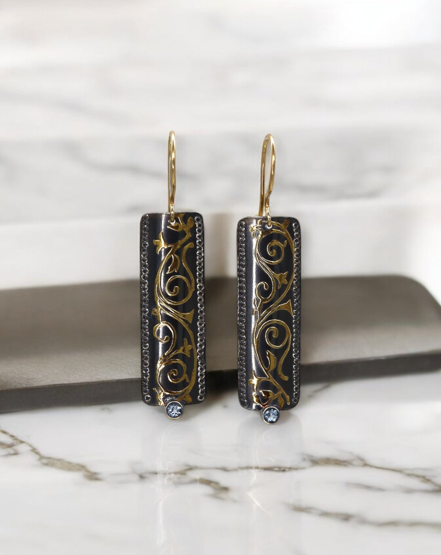 Keum-boo Rectangular Vine Earrings