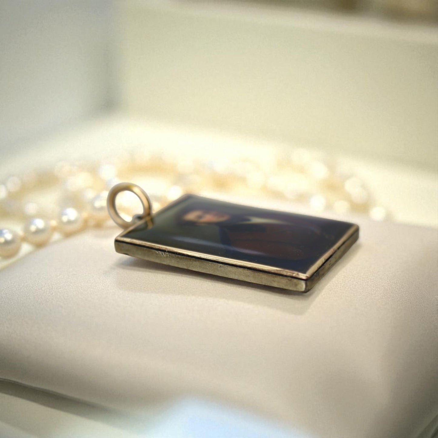 19th-Century Miniature Portrait of a Gentleman – Gilt Metal & Silver Back | Petra Star - Petra Star