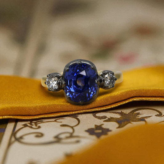 No Heat Sri Lankan 3.70 cts Antique Cushion Cut Sapphire - Petra Star