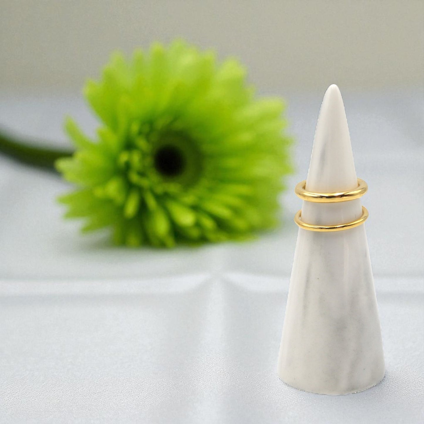 Purity Band - 22k Solid Gold Wire Band - Hand Forged 2.6 MM Wide - Petra Star