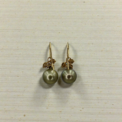Art Nouveau Tahitian Pearl Earrings in 18k Gold