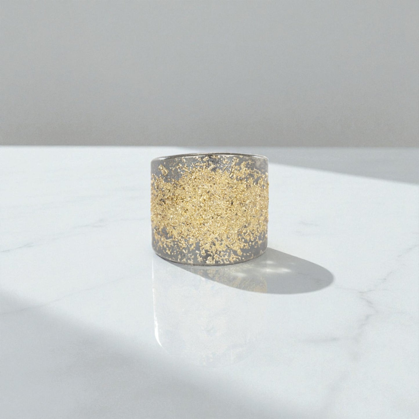 22k Gold & Oxidized-Silver Staple Tall Cigar Band