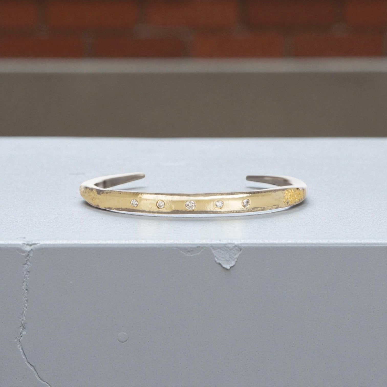Walking on the Moon Cuff 2.0 - Petra Star