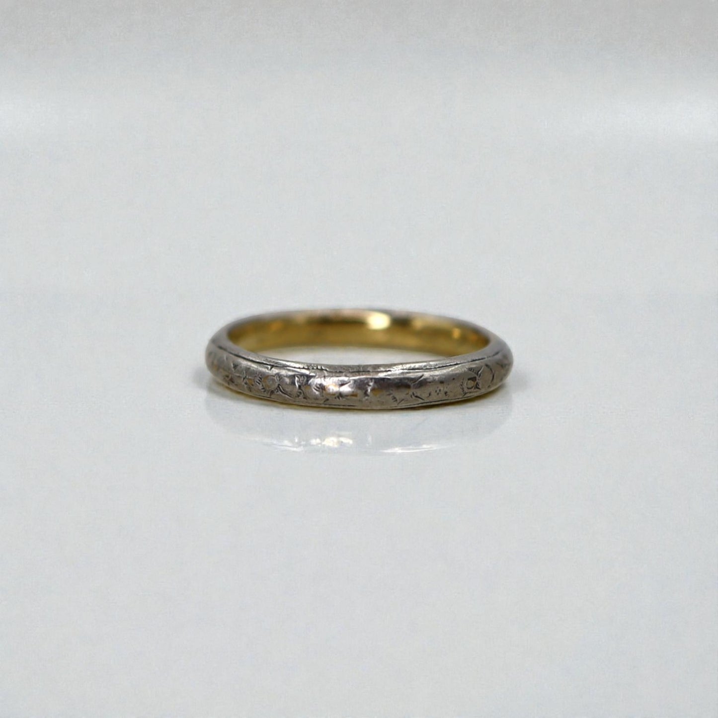 Wood & Sons Art Deco Band 18k White / Yellow Gold 2.2 mm Wide Size 6 - Petra Star